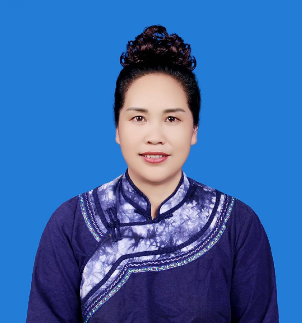 杨士英